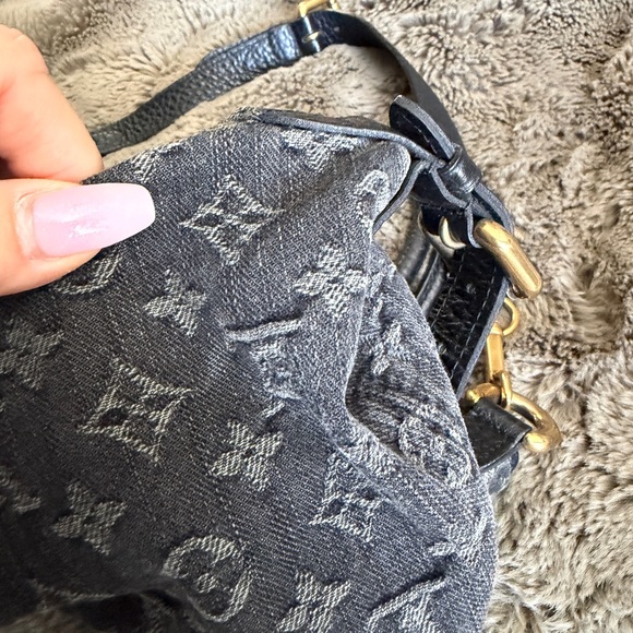 Louis Vuitton Neo Cabby Black Denim shoulder bag - Picture 15 of 16